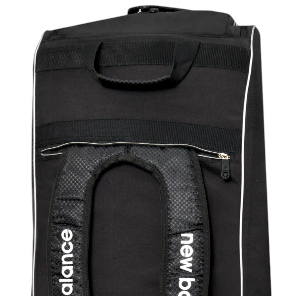 NEW BALANCE 1000 COMBO WHEELIE DUFFLE BAG BLACK