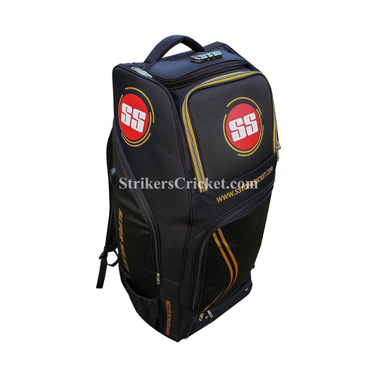 Watermarked - SS SUPER SELECT KIT BAG BLACK
