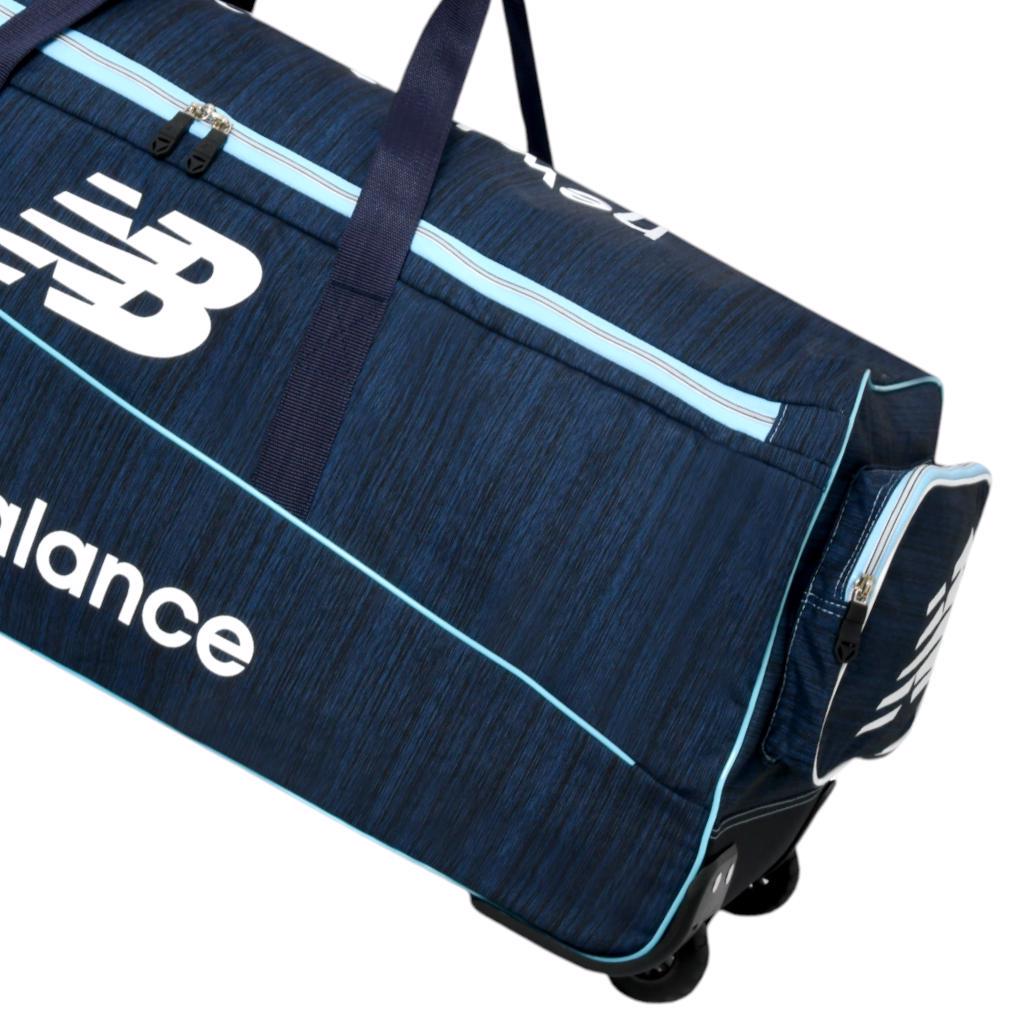 NEW BALANCE 600 CRICKET WHEELIE BAG NAVY