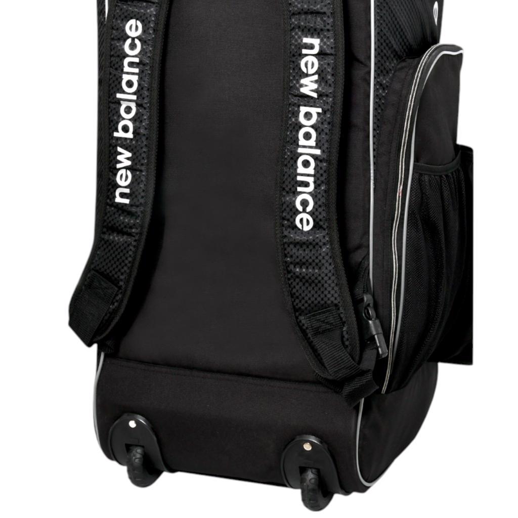 NEW BALANCE 800 COMBO WHEELIE DUFFLE BAG BLACK