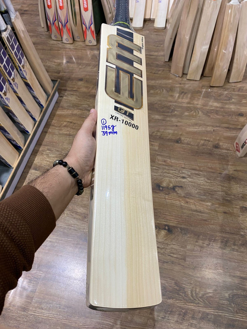 EW GT XR 10000 EM CRICKET BAT SNR